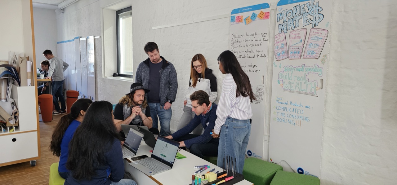 Team baut am Prototyp
